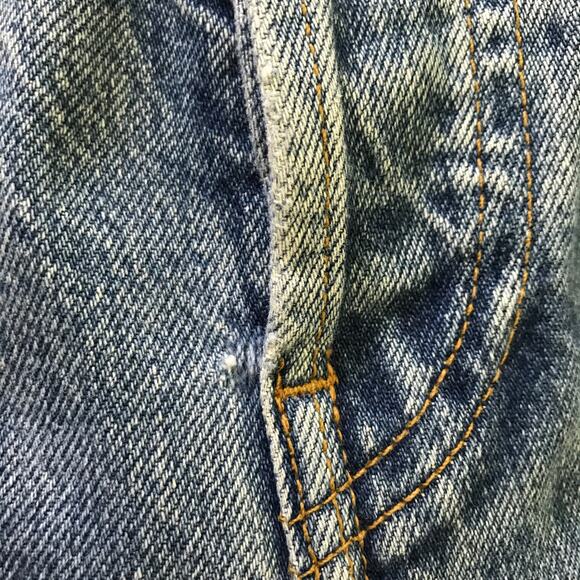 Re/Done Levi's High Rise Stove Pipe Medium Vain Upcycled Raw Hem Crop Jeans READ - Picture 13 of 14